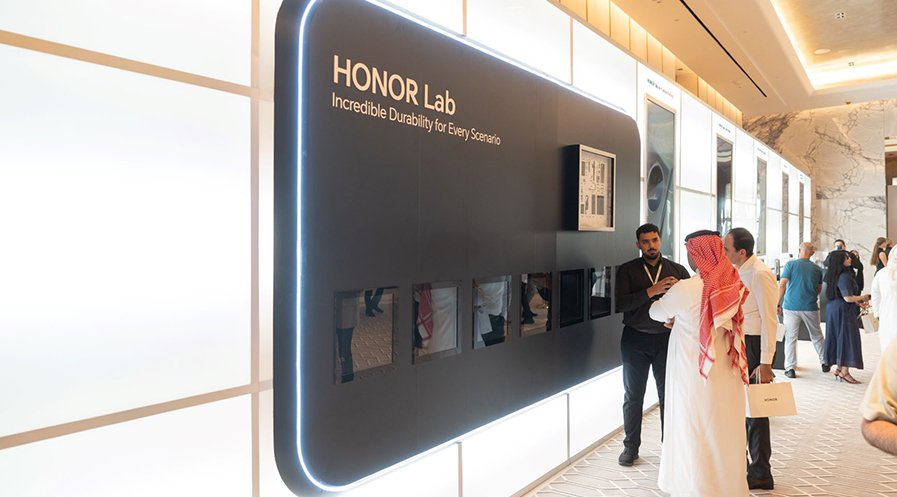 HONOR تشارك في معرض جيتكس جلوبال 2025 لتسليط الضوء على أحدث ابتكاراتها ومنظومتها المعتمدة على الذكاء الاصطناعي