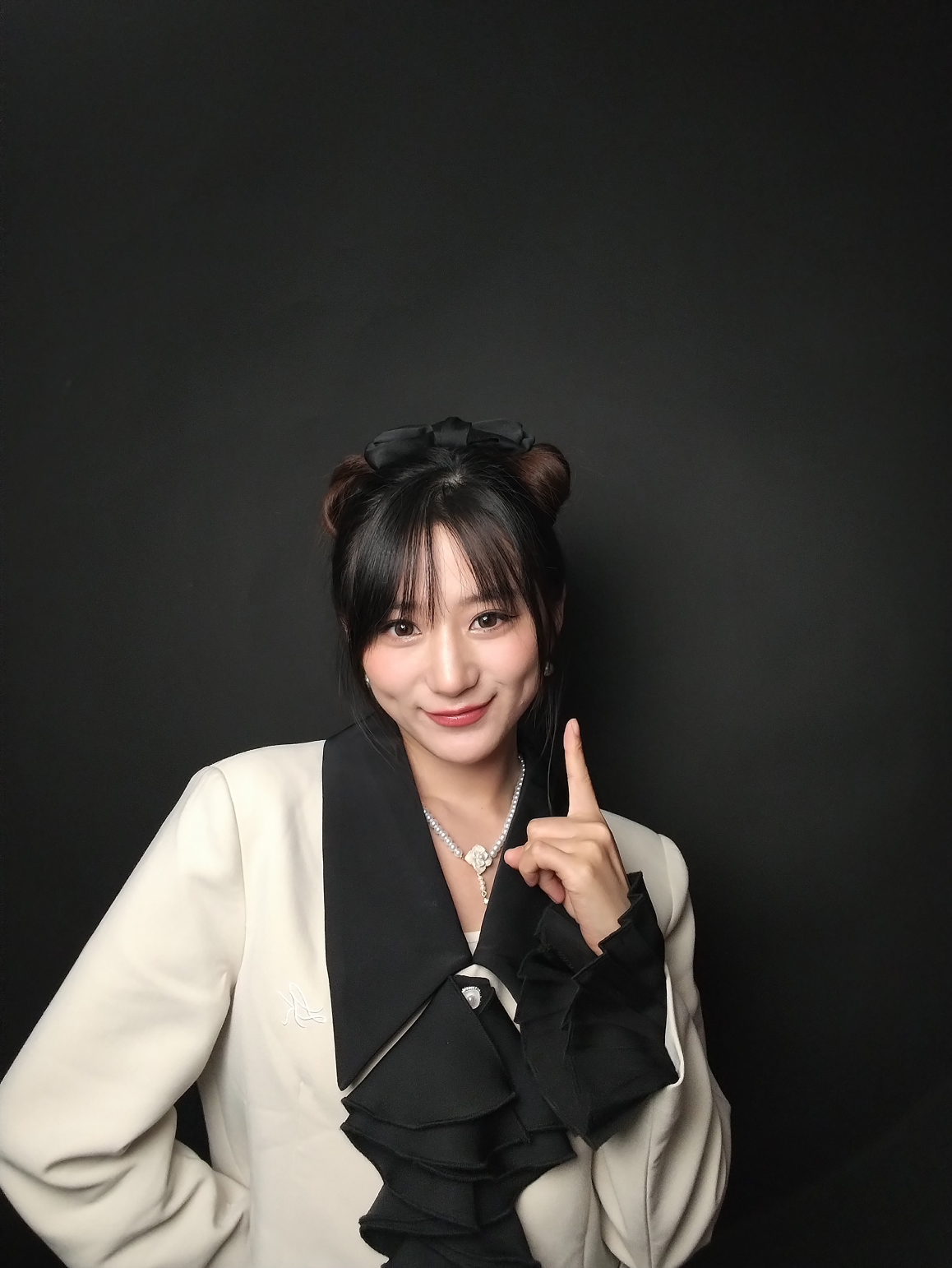 Портрет в Мека Светлина, Сияещ от Красота 2