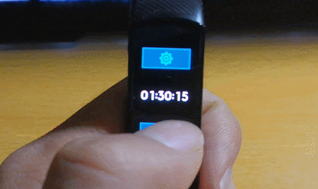 【荣耀少年】超高性价的荣耀手环4开局火爆都是因为…