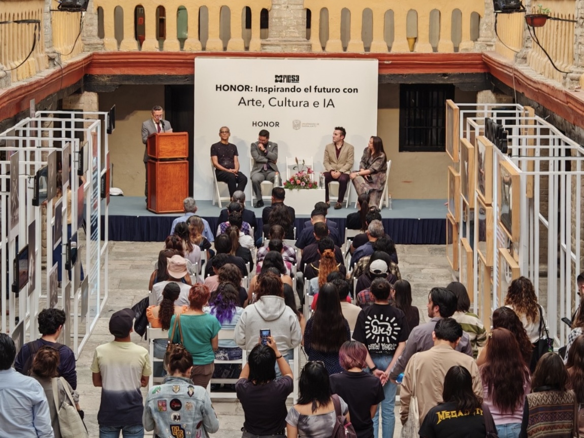 荣耀AI赋能文化艺术创新, 点亮墨西哥塞万提诺文化节