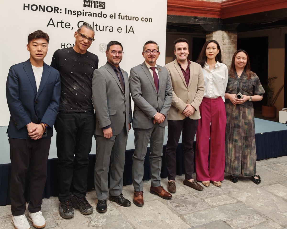 荣耀AI赋能文化艺术创新, 点亮墨西哥塞万提诺文化节