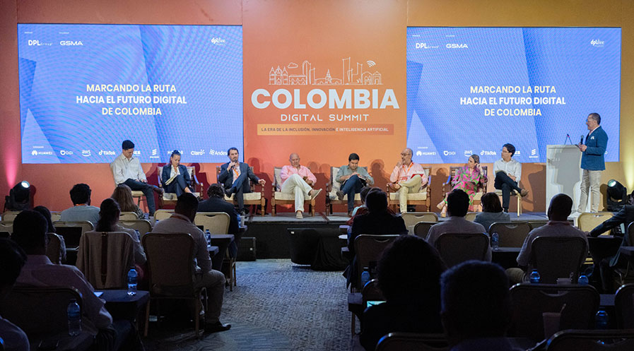 以人为本的AI内核，构建惠及消费者的AI生态