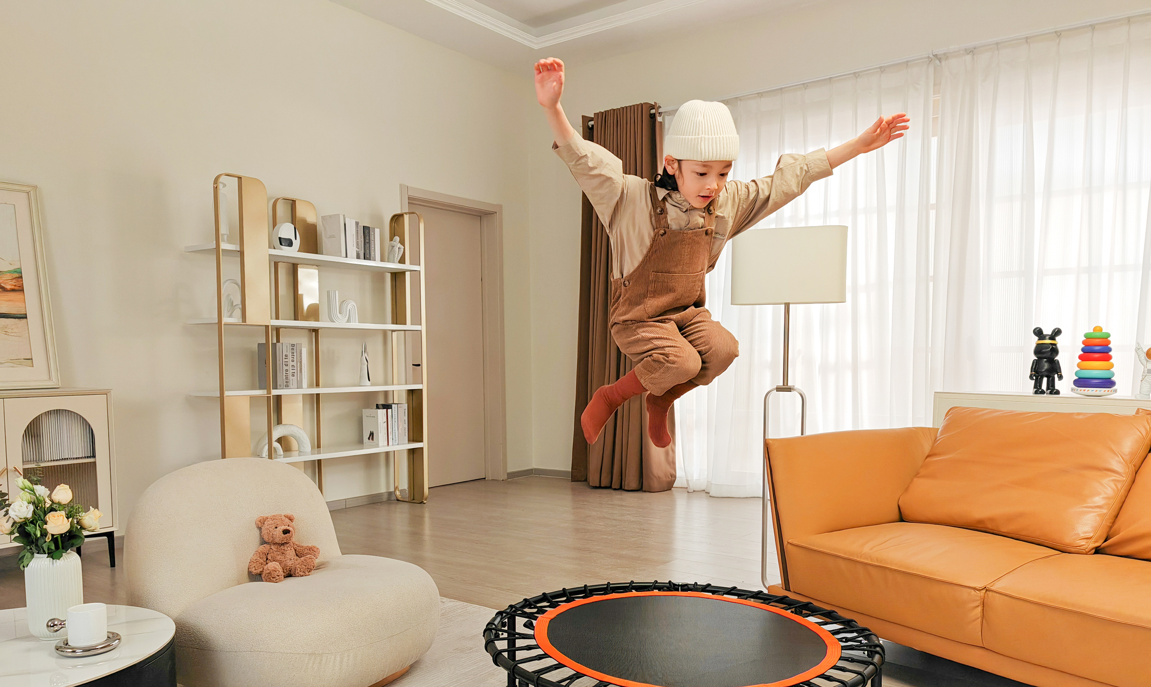 为动容，添从容