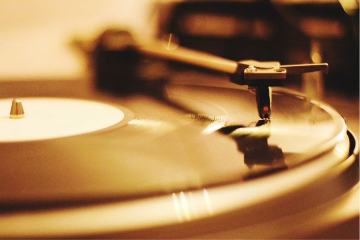 荣耀Earbuds X5 EQ音效带你“声” 临其境1