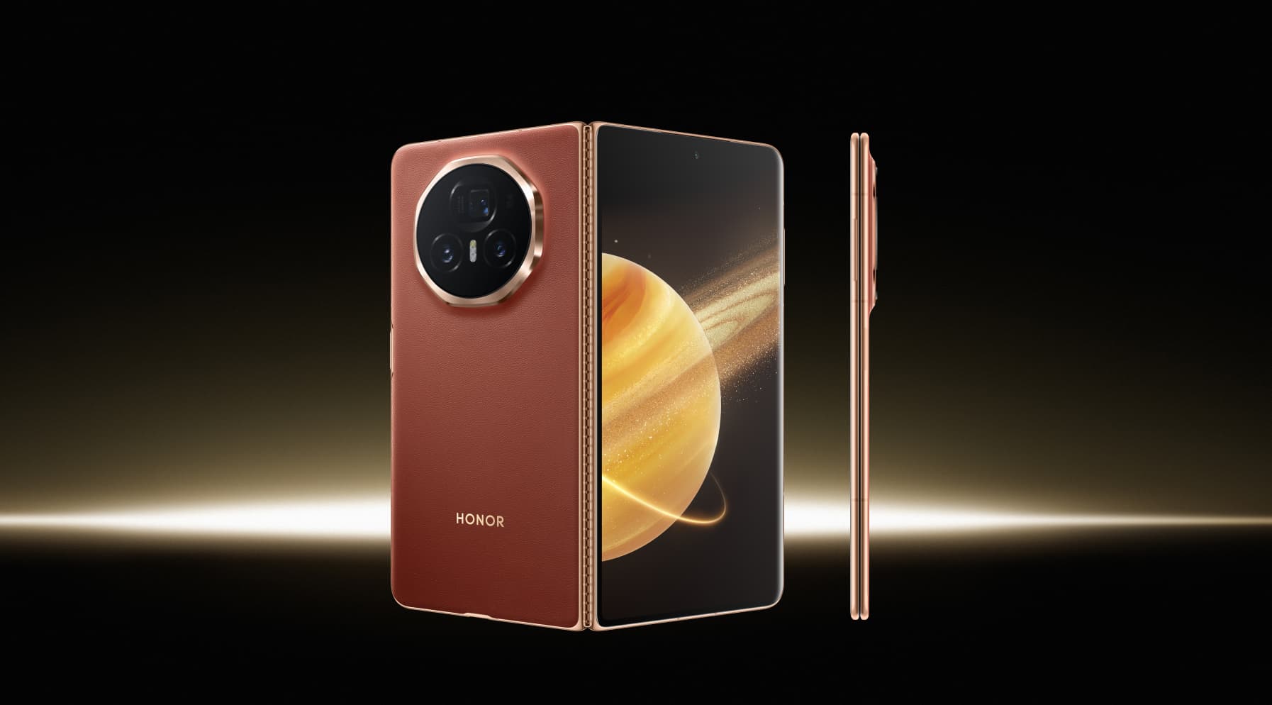 Honor Magic V3 in marrone rossastro