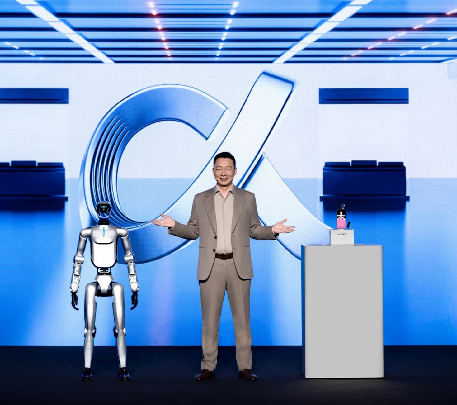 HONOR Puts Forward Vision of Augmented Human Intelligence at MWC 2026