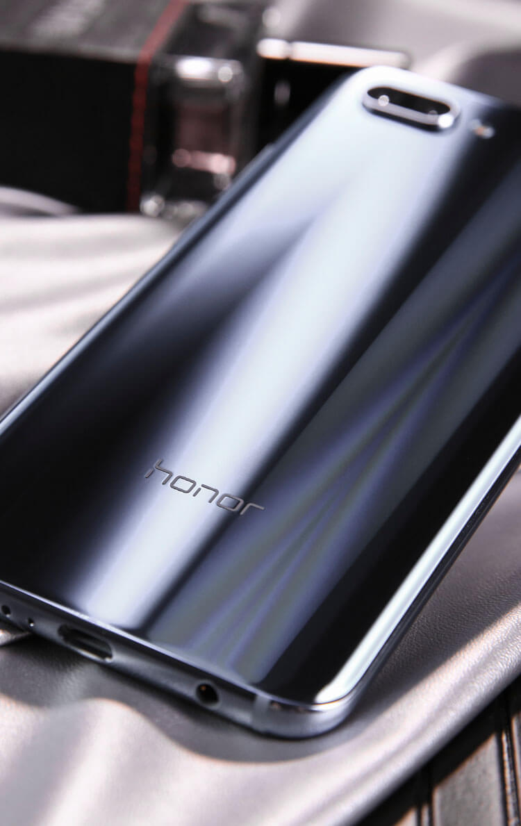 HONOR 10