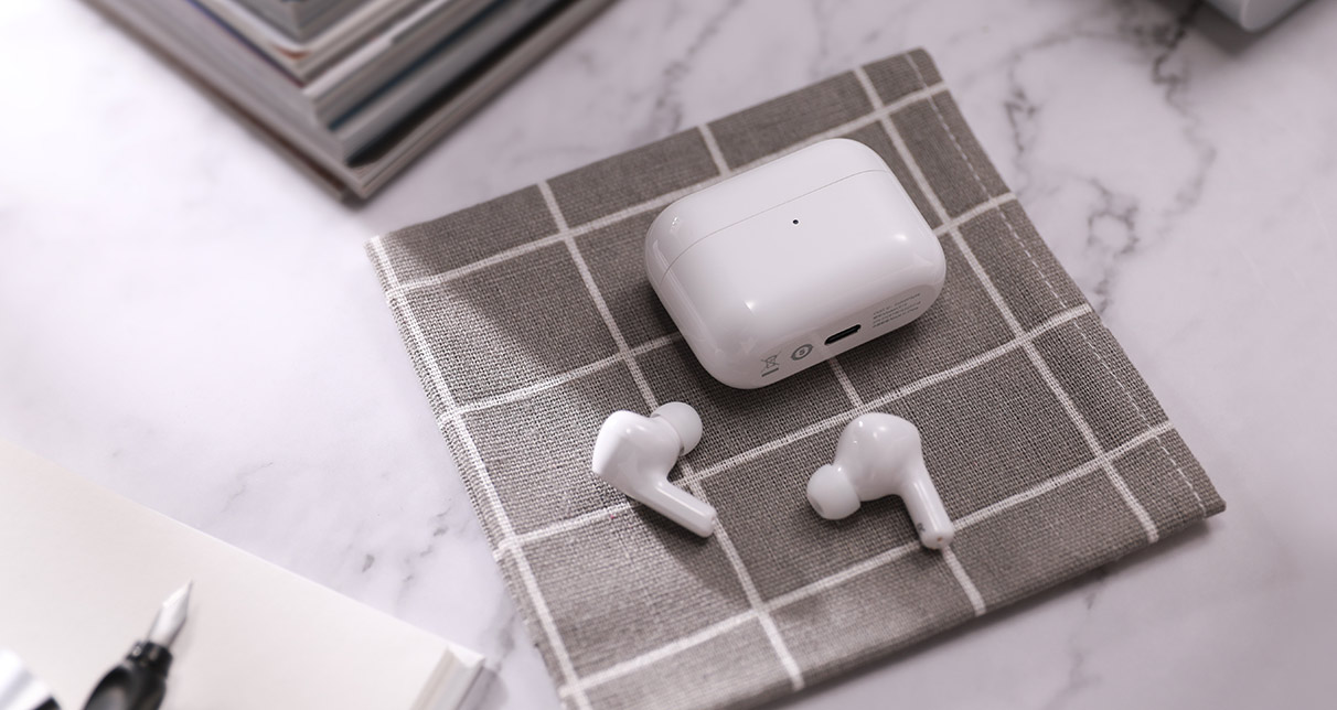 True Wireless Stereo Earbuds