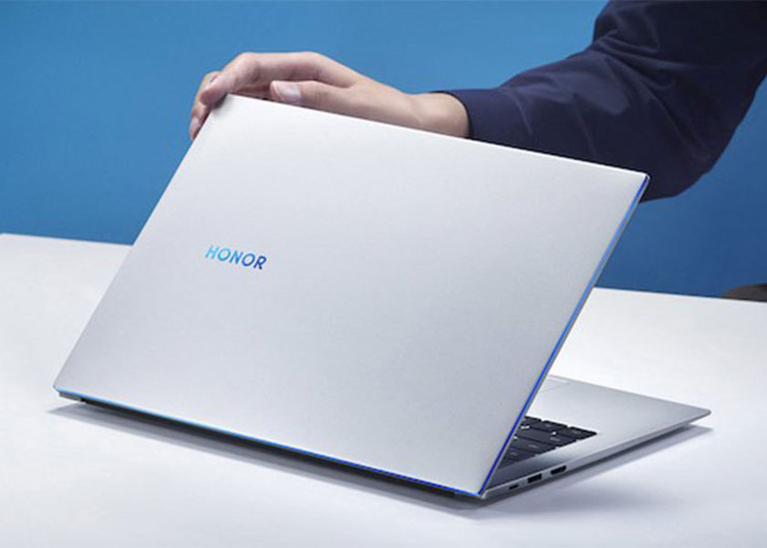 Kuinka puhdistaa pöly kannettavasta tietokoneesta? 