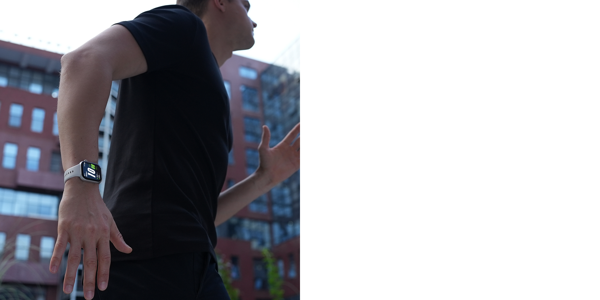 10-Meter Water-Resistant Sweat Freely During Exercise