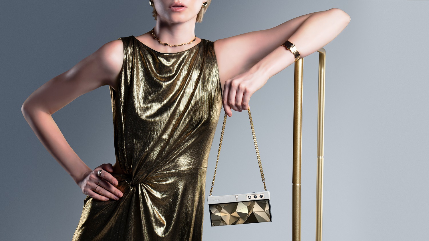 HONOR je predstavio HONOR V Purse na IFA 2023