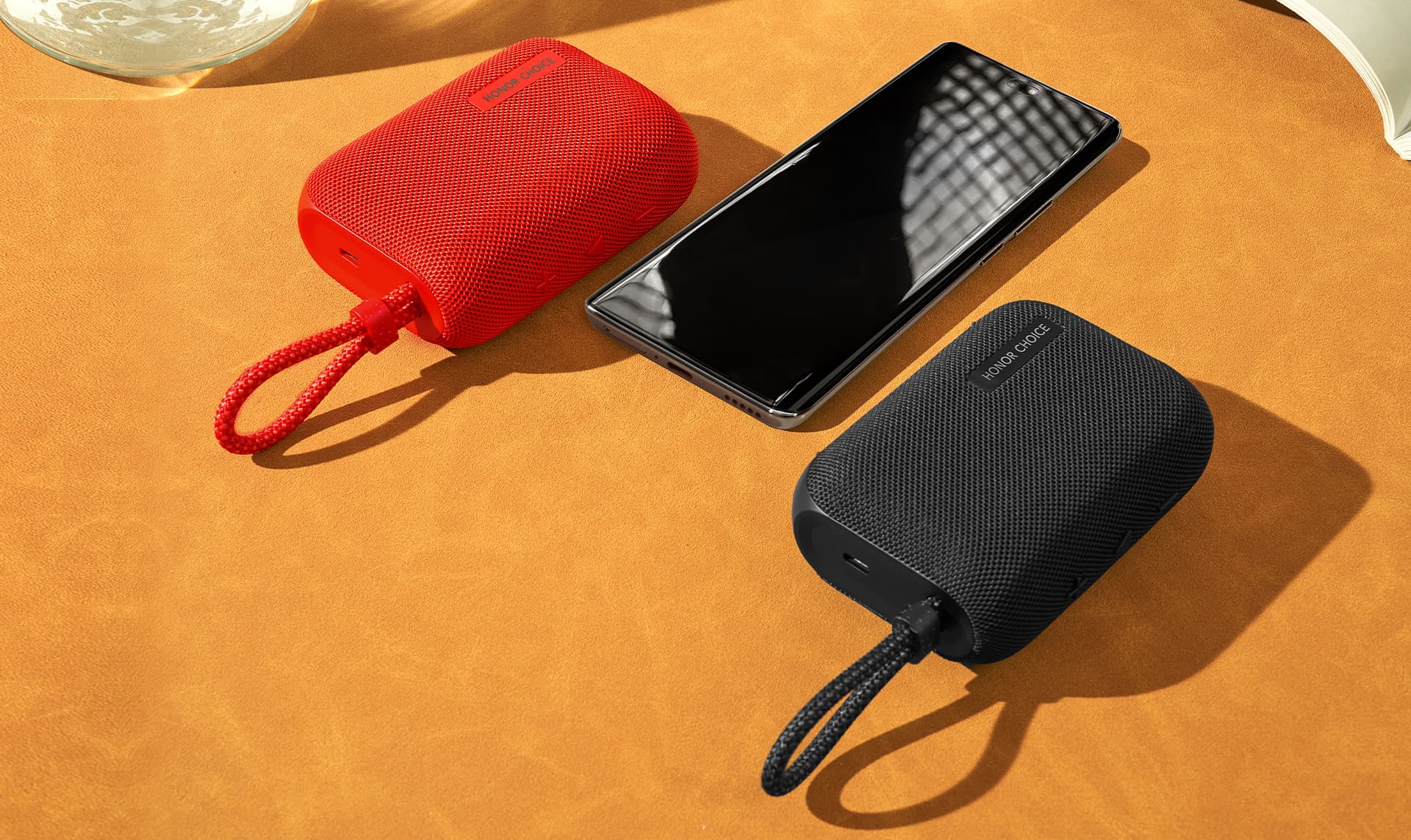  Praktično USB-C punjenje Ispunite zahtev za punjenje pomoću kabla