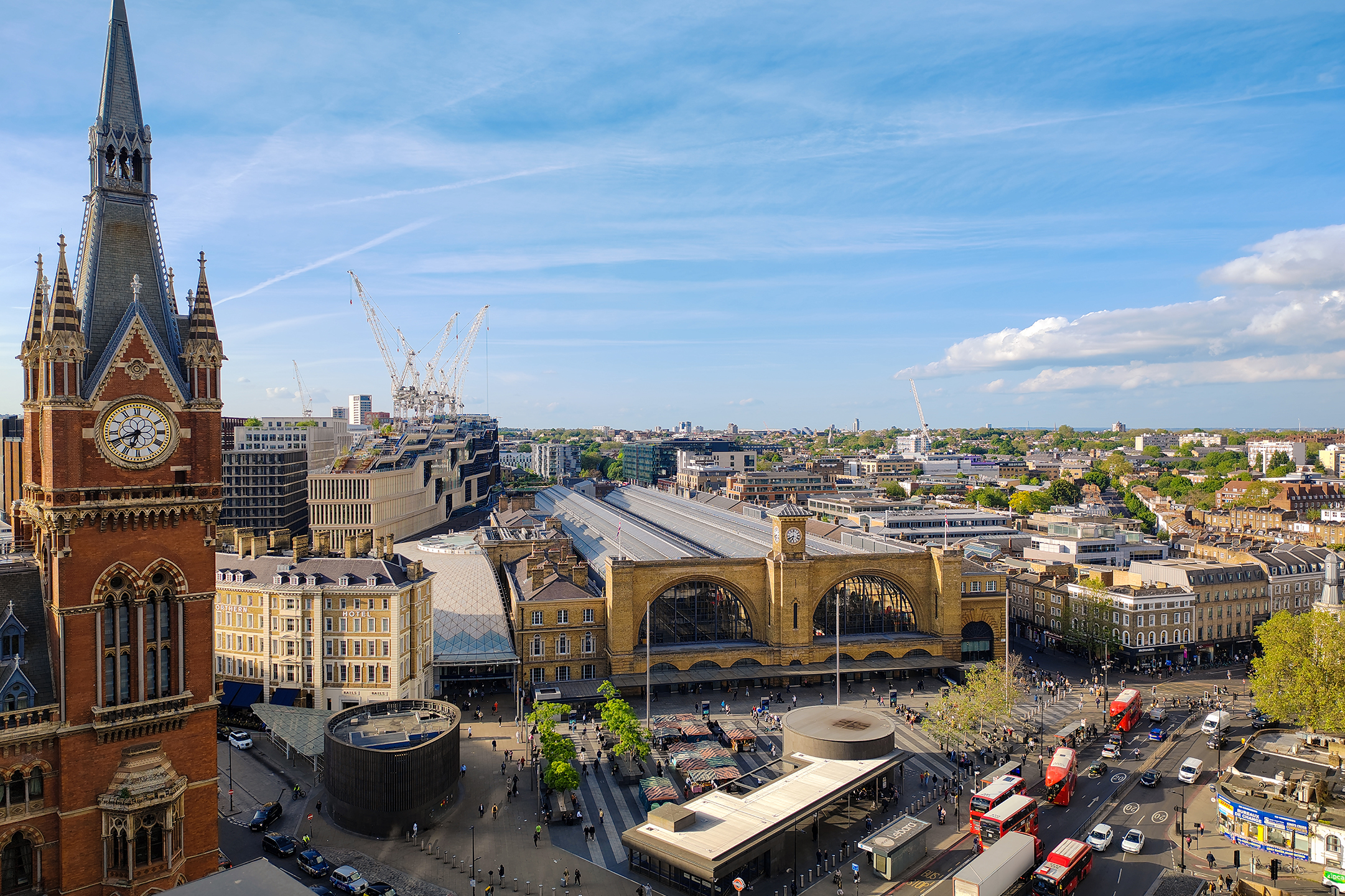 HONOR 90 Millions of Folds More Stunning