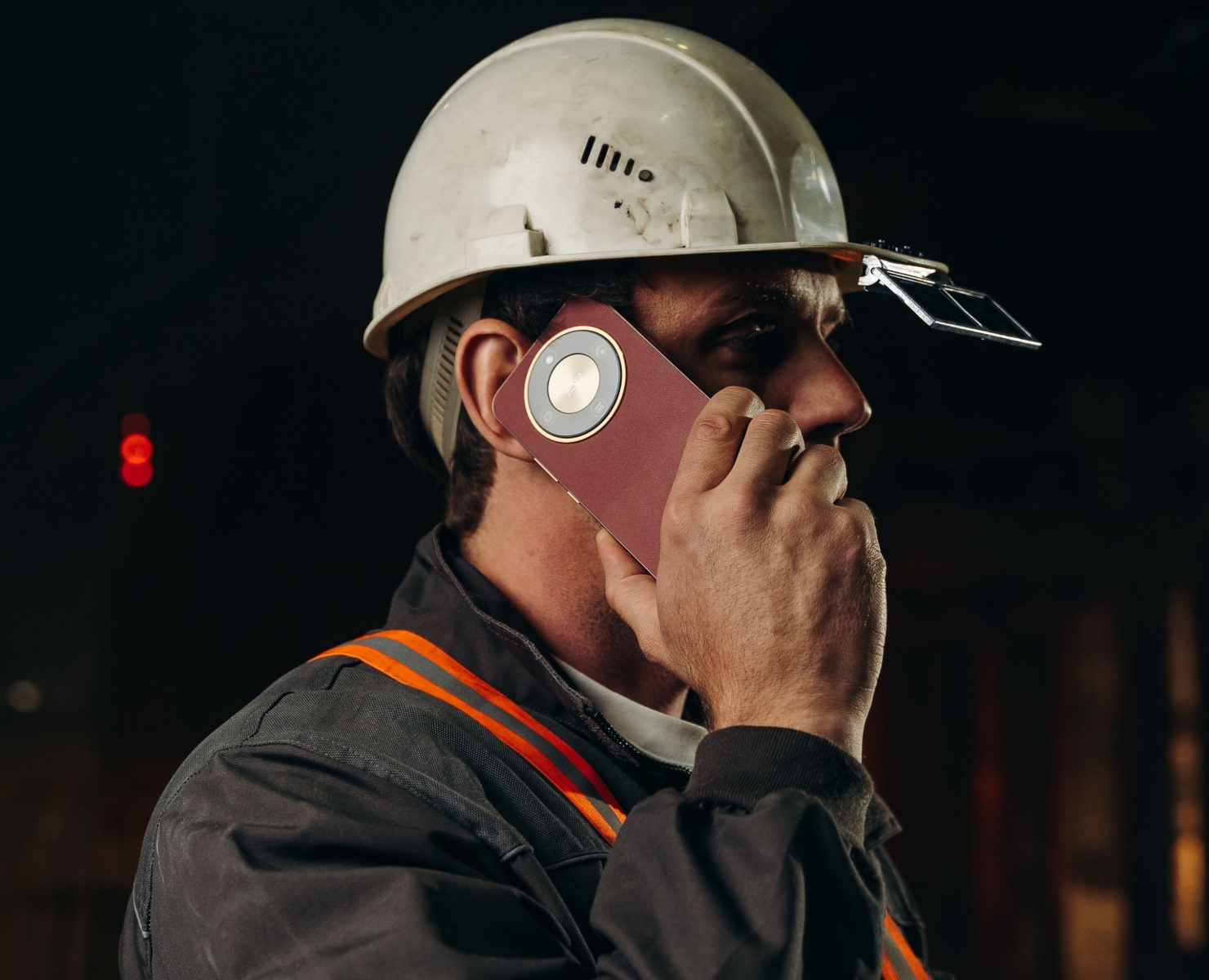 Best Rugged Phone for Professionals Working in Tough Environments
